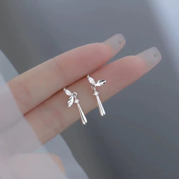 簡約高級感鋯石葉子小清新耳墜