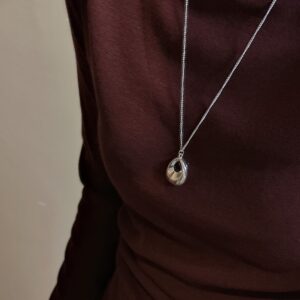 Basic & Glint ::Glamorous．空心水滴毛衣鍊